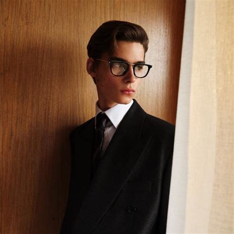 Yves Saint Laurent Sales Associate Salaries 